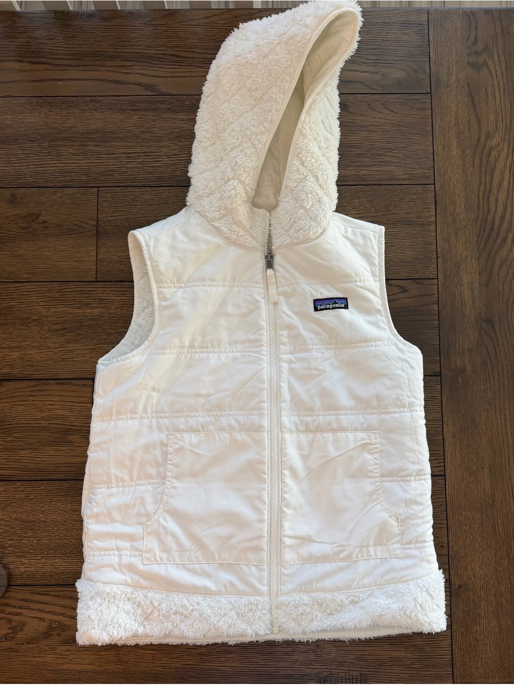 Patagonia Women’s Los Gatos Reversible Hooded Fleece Vest White S
